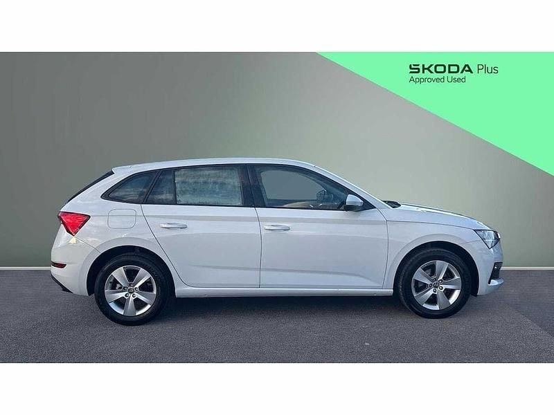 Used Skoda 110 R SE 81 HP (59 kW) 2023 Moon white metallic Estate