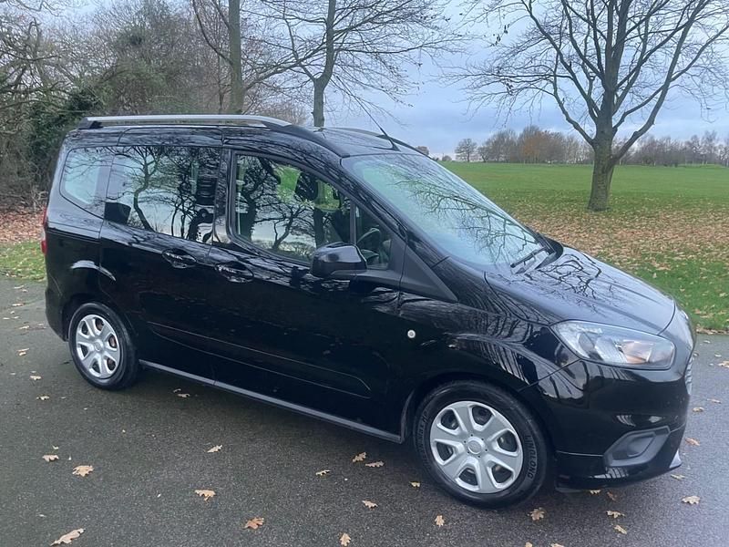 Used Ford Tourneo Courier Zetec 2019 Black MPV