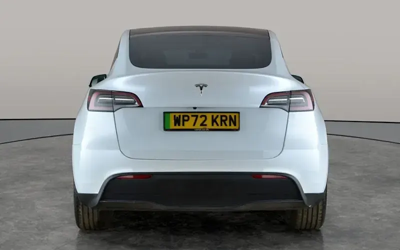 Used Tesla Model Y Long Range AWD 378 kW (514 HP) 2022 White SUV