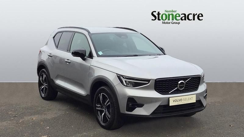 Silver Used 2023 Volvo XC40 Plus SUV | £26,000 (Good price) - Image 1/4
