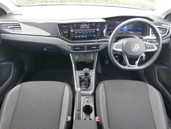 Used VW Polo Life 80 HP (58 kW) 2023 White Hatchback