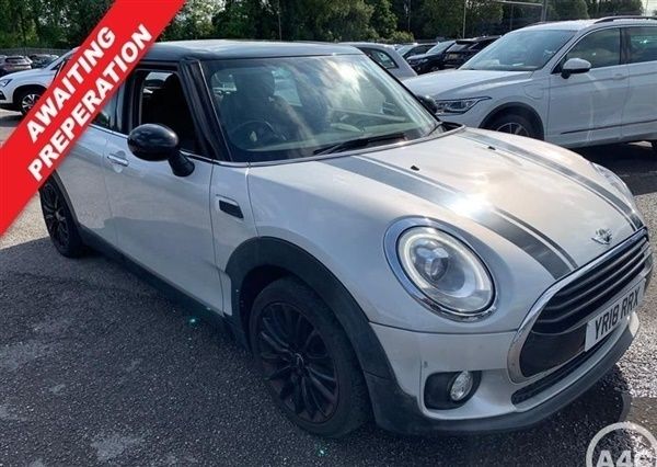 Silver Used 2018 Mini Cooper Clubman Estate | £10,699 (Fair price) - Image 1/1
