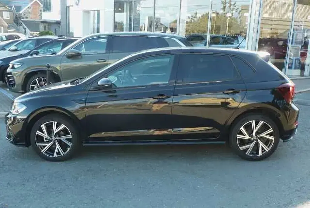 Used VW Polo R-line 95 HP (69 kW) 2025 Black Hatchback