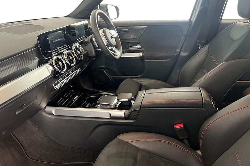 Used Mercedes GLB200 AMG line 163 HP (119 kW) 2023 Mountain grey SUV