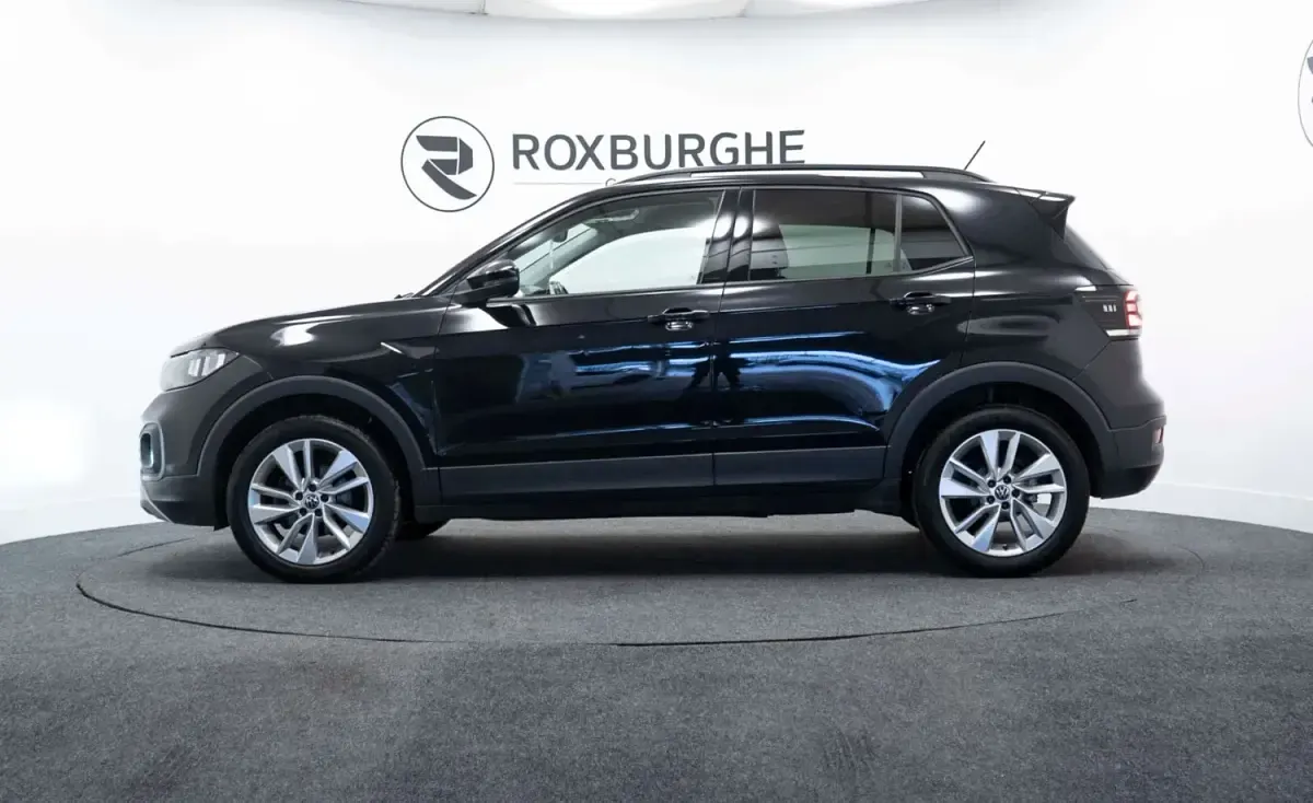 Second-hand VW T-Cross SE 110 CP (80 kW) 2022 Negru SUV