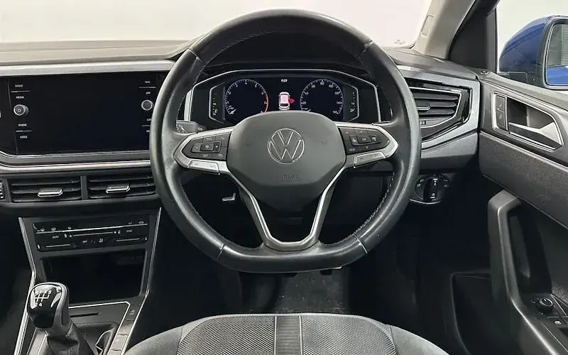 Used VW Polo Style 95 HP (69 kW) 2021 Blue Hatchback