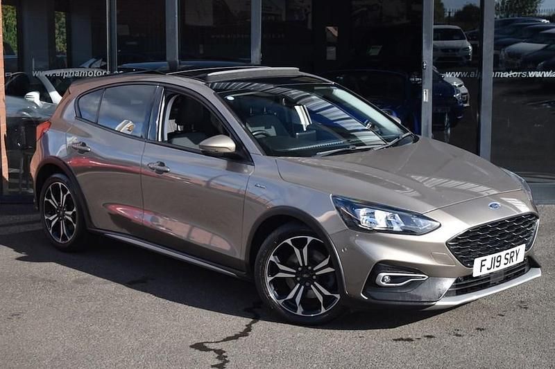 Silver Used 2019 Ford Focus Active X Hatchback | £10,990 (Fair price) - Image 1/1