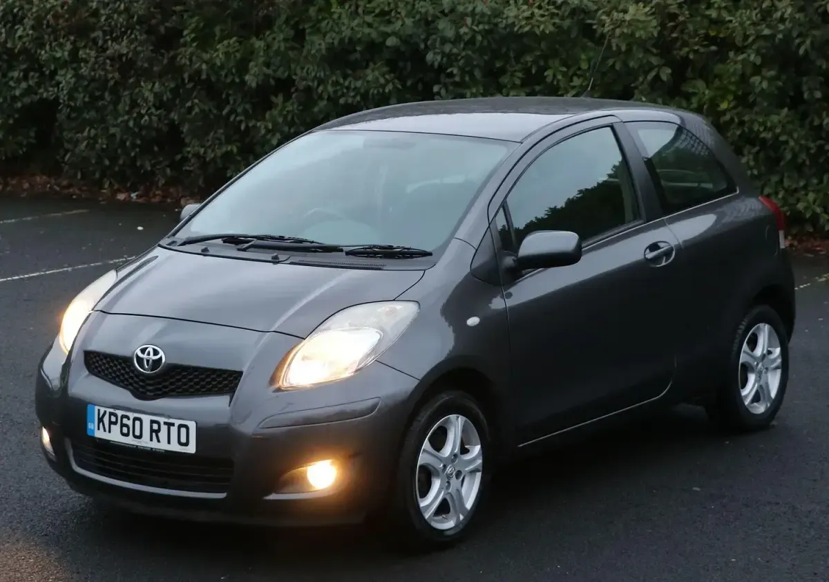 Used Toyota Yaris 2010 Grey Hatchback
