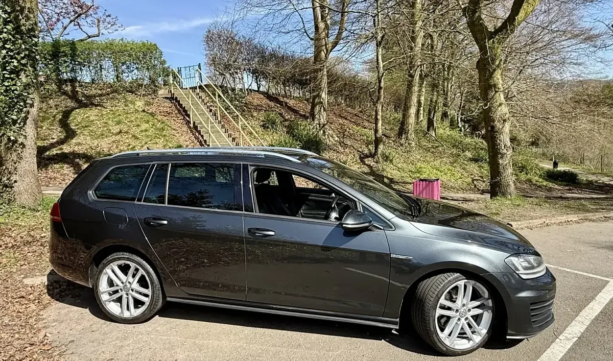 Used VW Golf VII GTD 184 HP (135 kW) 2016 Grey Estate