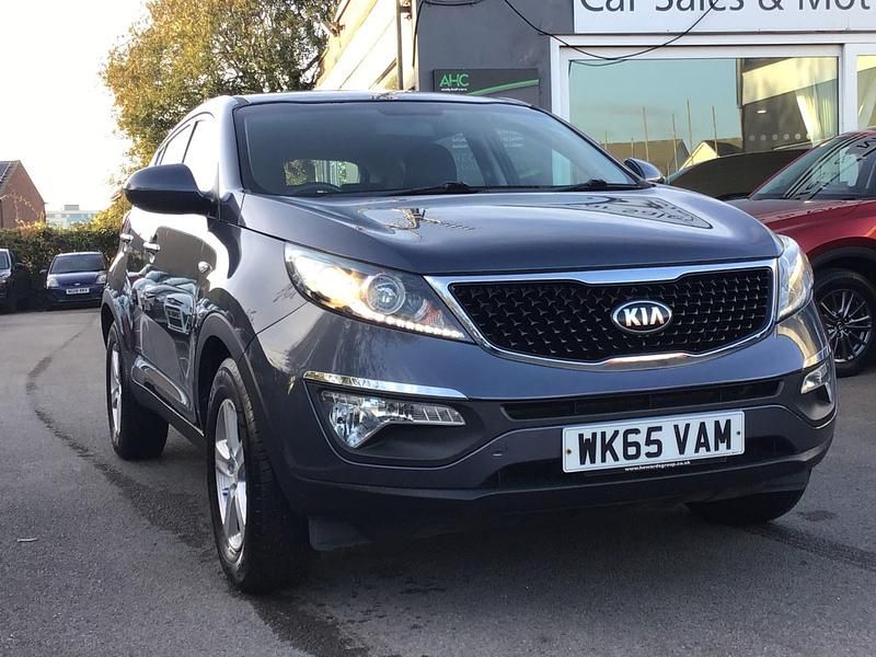 Blue Used 2015 Kia Sportage 2 SUV | £5,895 (Fair price) - Image 1/4