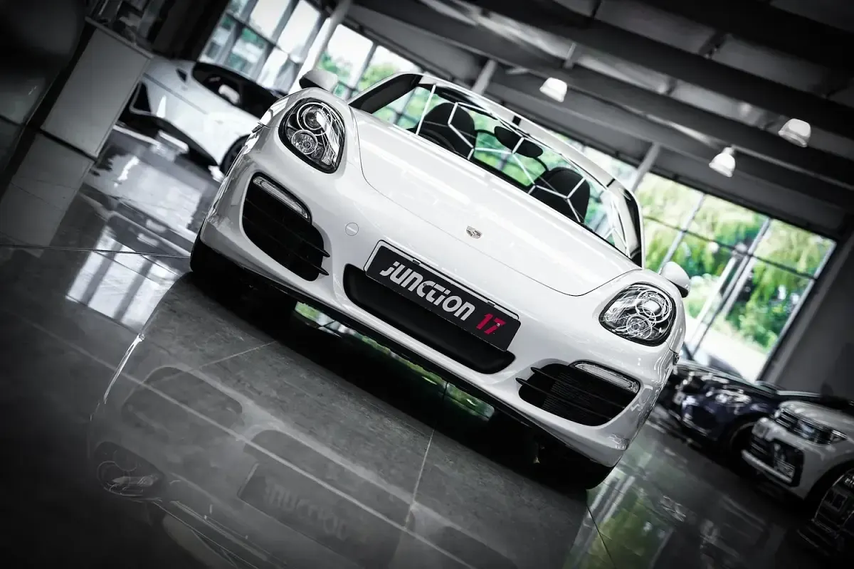 Used Porsche Boxster 265 HP (194 kW) 2015 White Cabriolet