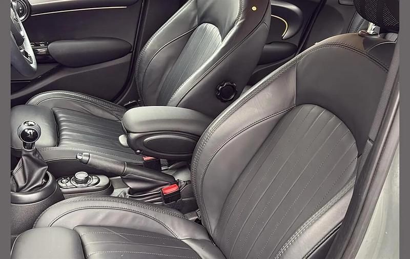 Used Mini Cooper Exclusive 136 HP (100 kW) 2022 Grey Hatchback