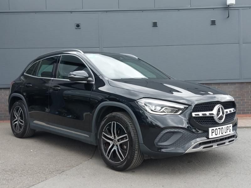 Black Used 2020 Mercedes GLA200 SUV | £24,998 (Fair price) - Image 1/4