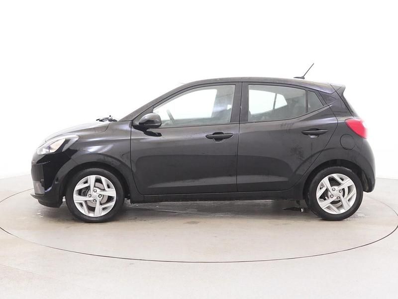 Used Hyundai i10 SE 67 HP (49 kW) 2022 Black Hatchback