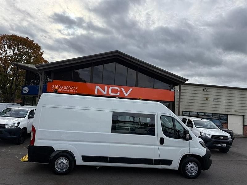 Used Peugeot Boxer S 140 HP (102 kW) 2021 White Van