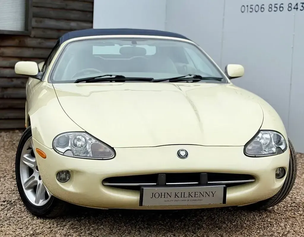 Second-hand Jaguar XF 290 CP (213 kW) 1998 Bej Cabrio