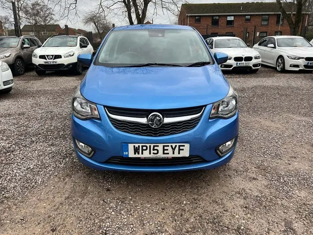 Used Vauxhall Viva 75 HP (55 kW) 2015 Blue Hatchback