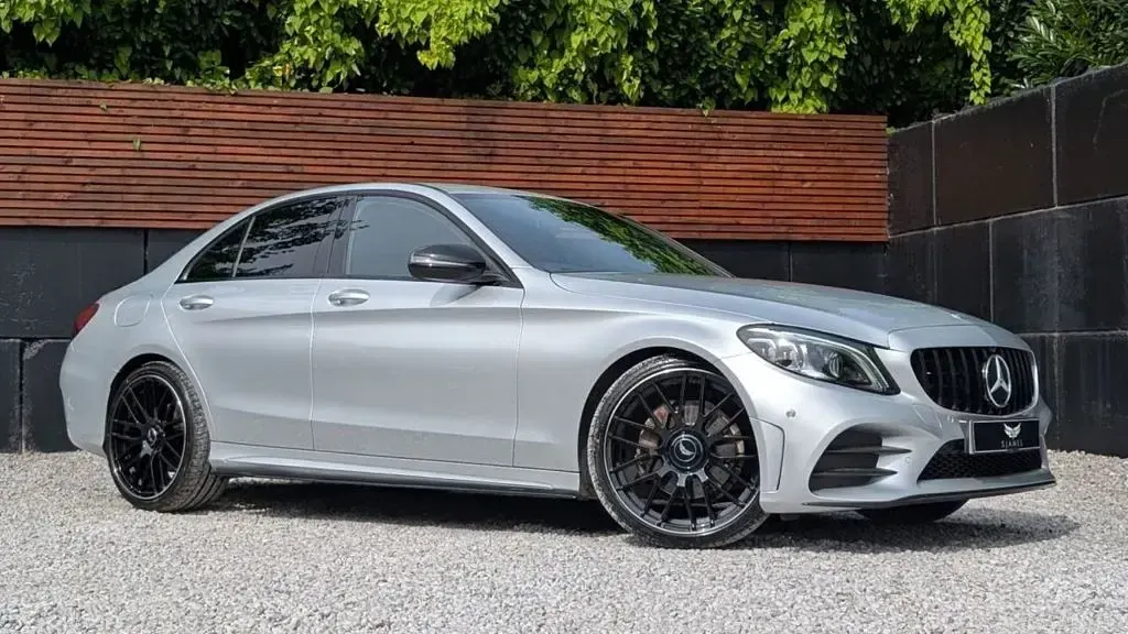 Used Mercedes C220 AMG line 2021 Silver Sedan