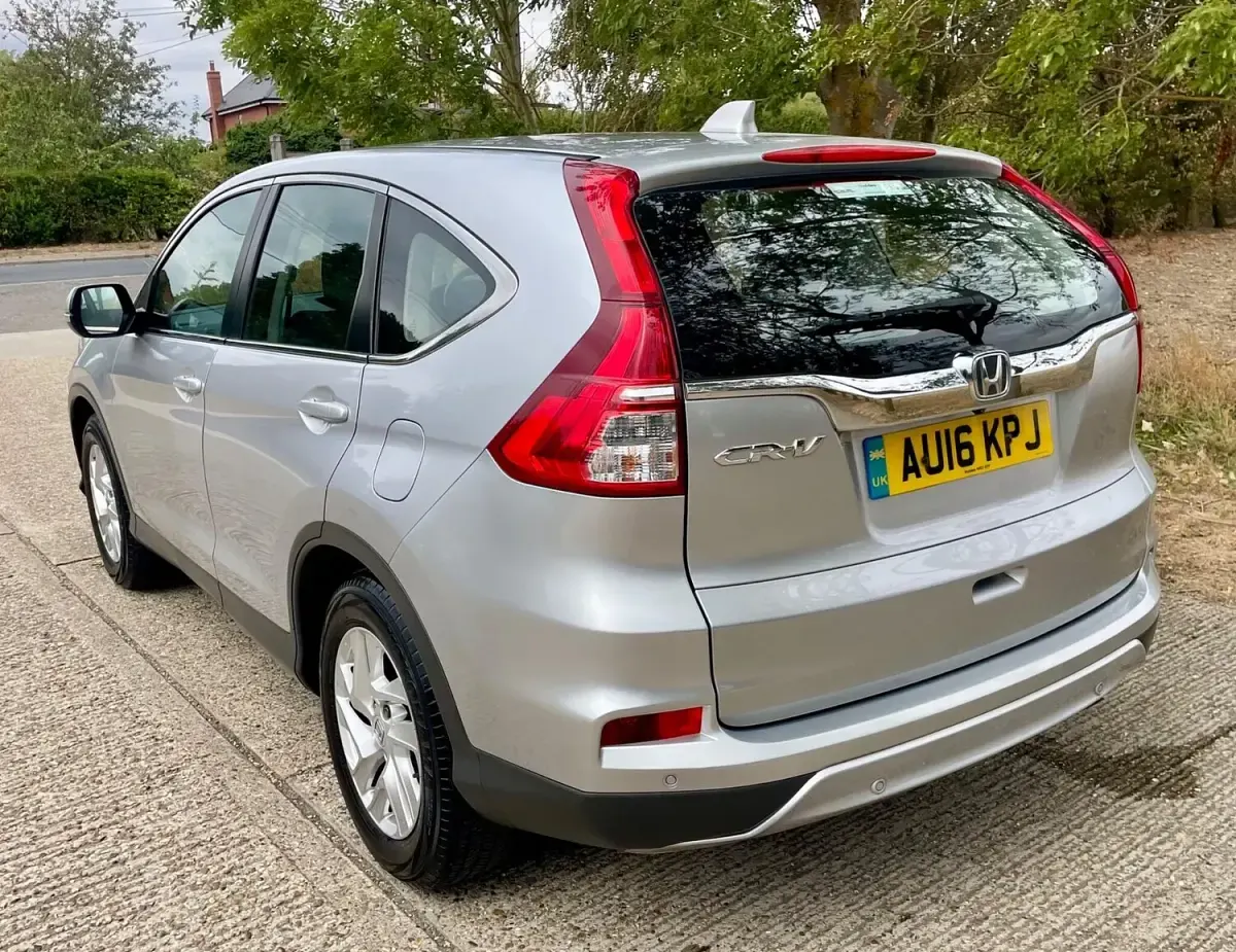 Used Honda CR-V SE 155 HP (114 kW) 2016 Silver SUV