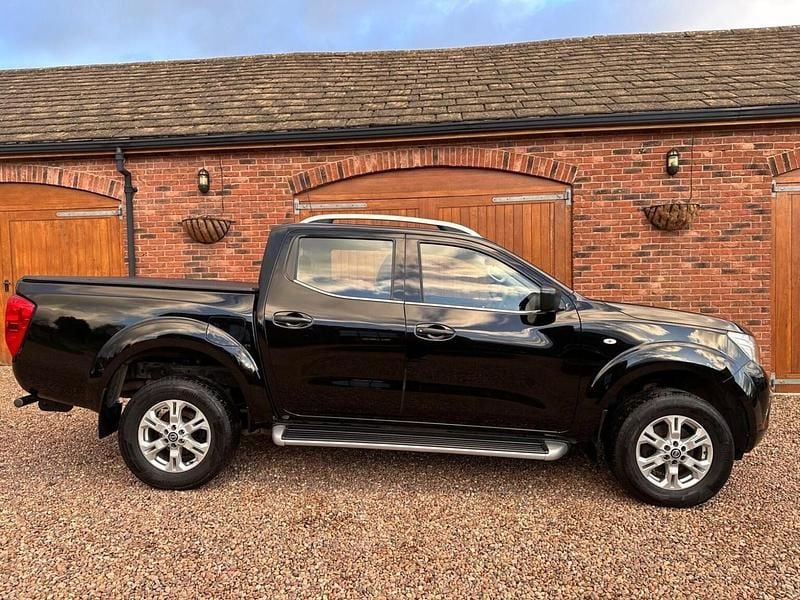 Used Nissan Navara Acenta 2021 Black Pickup