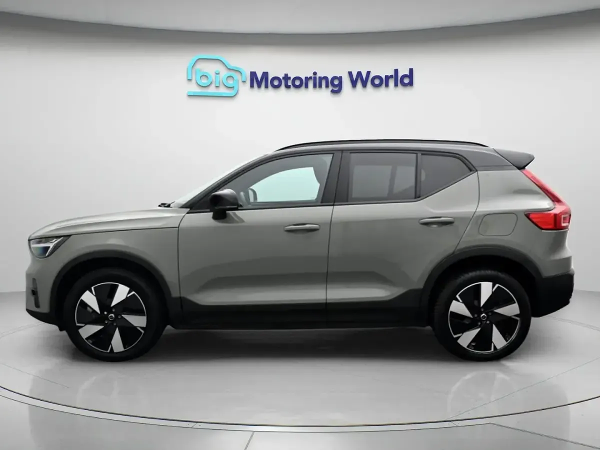 Used Volvo XC40 Plus 300 kW (408 HP) 2023 Green SUV