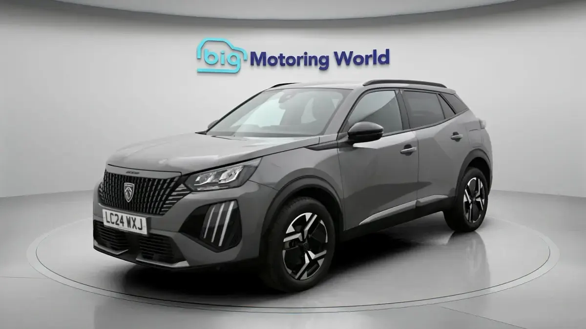 Used Peugeot 2008 Allure 131 HP (96 kW) 2024 Grey SUV