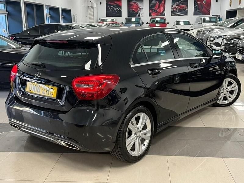 Used Mercedes A180 109 HP (80 kW) 2016 Black Hatchback