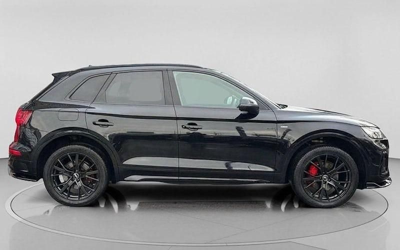 Used Audi Q5 Comfort 204 HP (150 kW) 2022 Black SUV