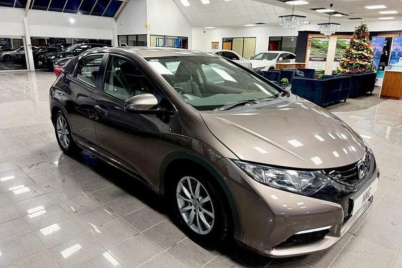 Used Honda Civic EX 142 HP (104 kW) 2013 Brown Hatchback