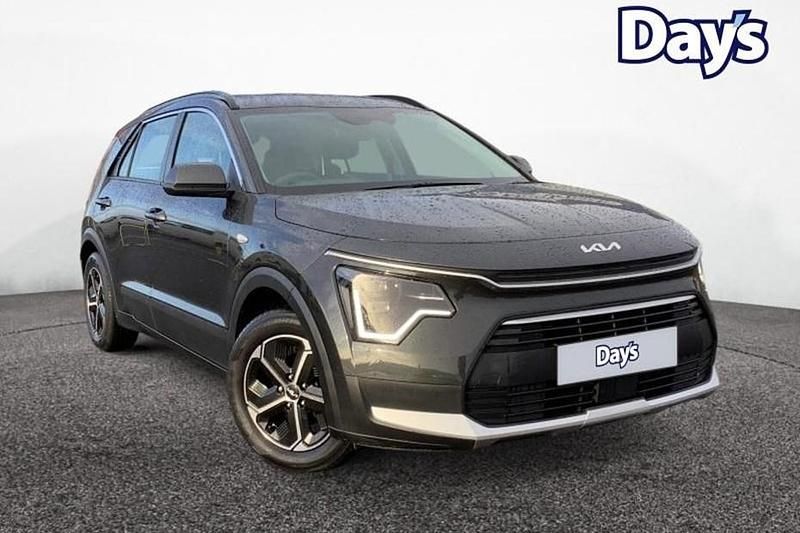 Used Kia Niro 139 HP (102 kW) 2022 Grey SUV