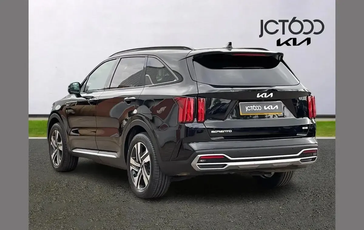 Used Kia Sorento 226 HP (166 kW) 2023 Black SUV