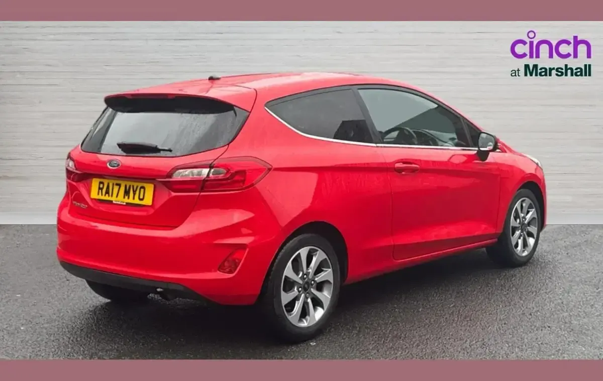 Used Ford Fiesta Zetec 100 HP (73 kW) 2017 Red Hatchback
