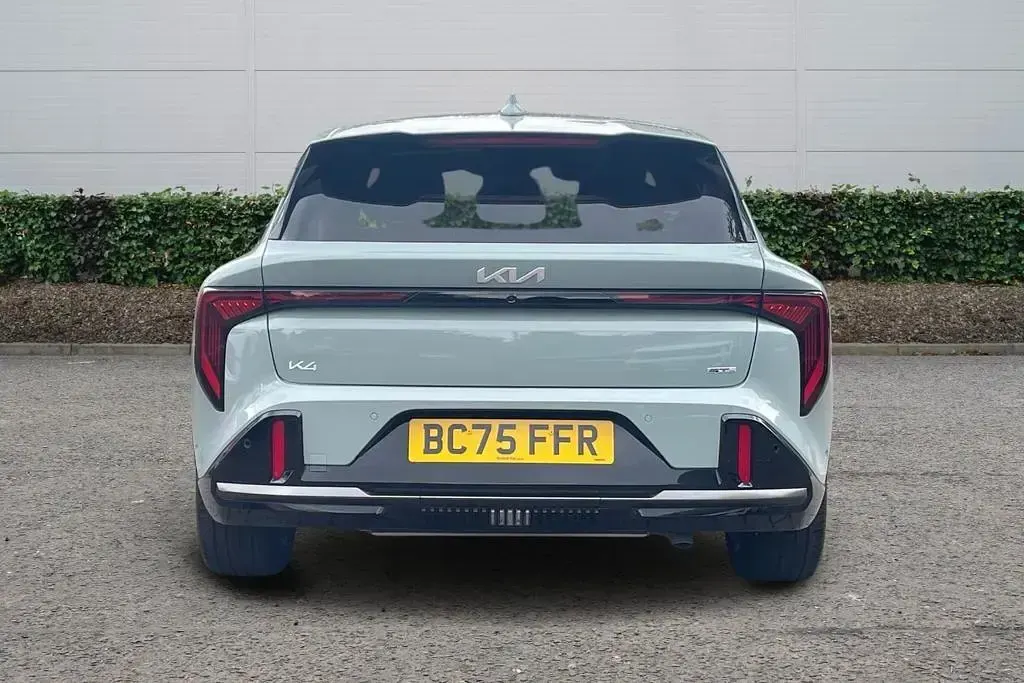 Used Kia K4 GT-Line S 2026 Green Hatchback