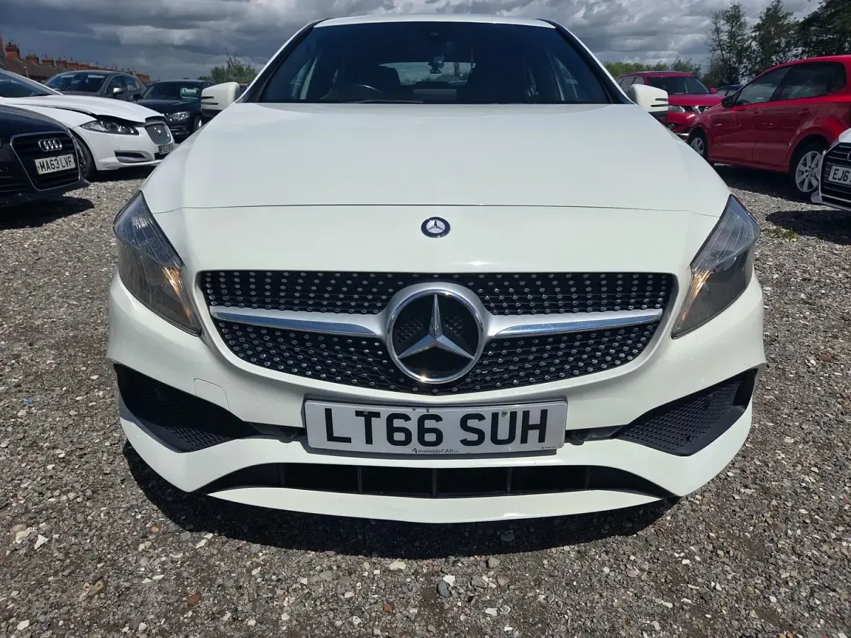 Used Mercedes A160 AMG line 102 HP (75 kW) 2016 White Hatchback