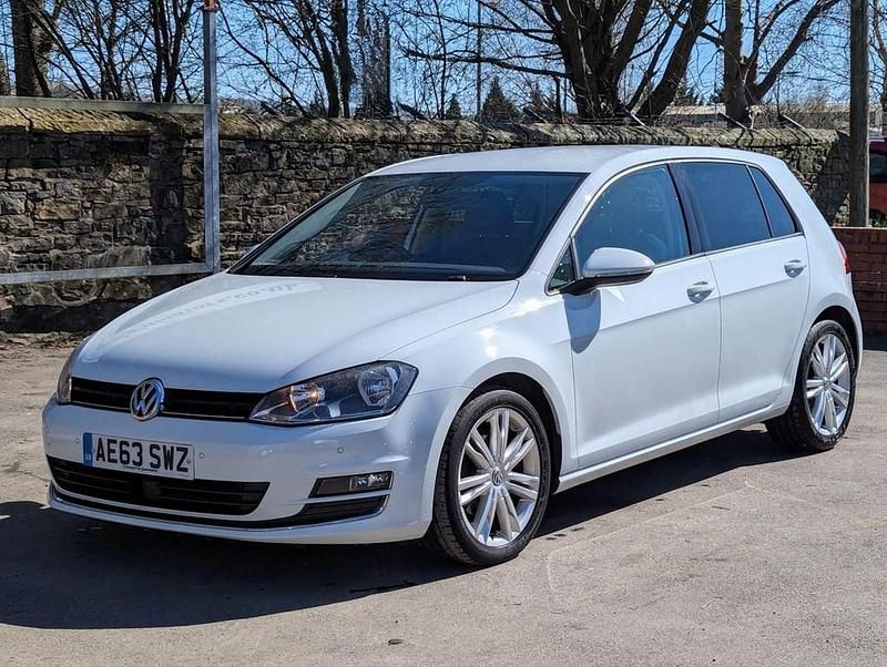 Used VW Golf VII GT 2013 White Hatchback