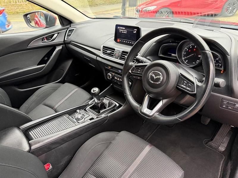 Usado Mazda 3 Inclusive 2017 Vermelho Citadino