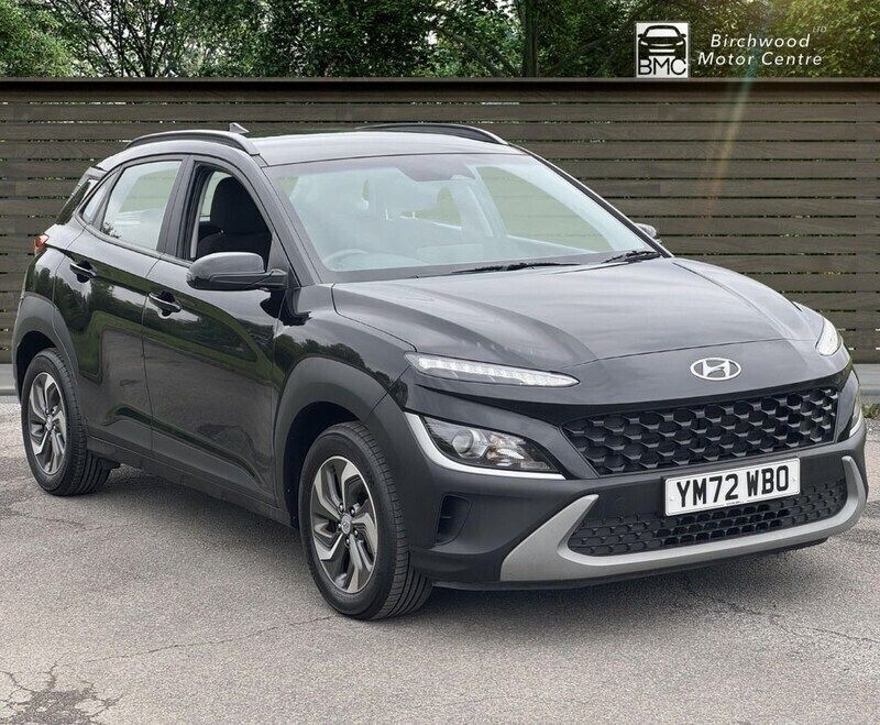 Black Used 2023 Hyundai Kona SE SUV | £14,900 (Fair price) - Image 1/4