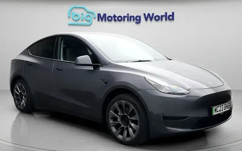 Used Tesla Model Y Standard Range 219 kW (299 HP) 2023 SUV