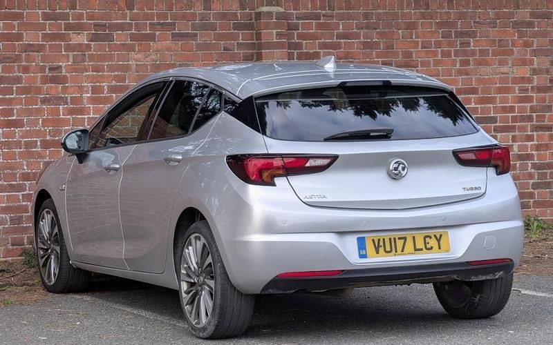 Used Vauxhall Astra Elite 150 HP (110 kW) 2019 Hatchback