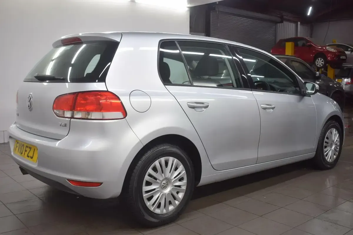 Used VW Golf VI S 122 HP (89 kW) 2010 Silver Hatchback