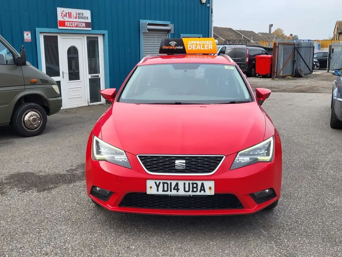 Used Seat Leon SE 2014 Red Estate