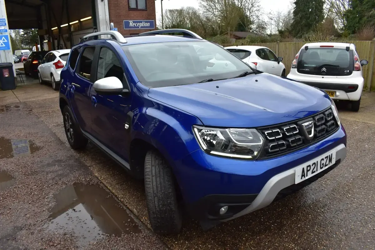 Used Dacia Duster Prestige 100 HP (73 kW) 2021 Blue SUV