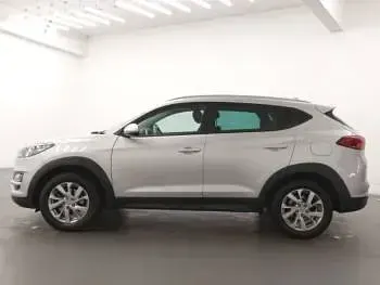 Used Hyundai Tucson SE 132 HP (97 kW) 2020 Silver SUV