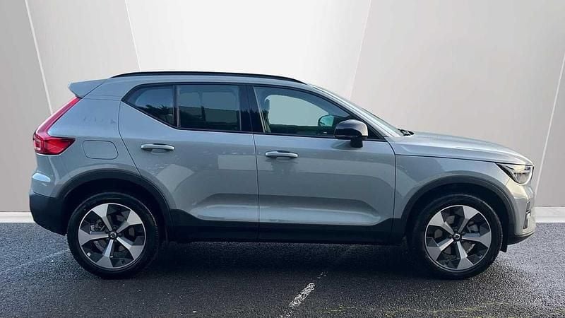 New Volvo XC40 Plus 2025 Grey SUV