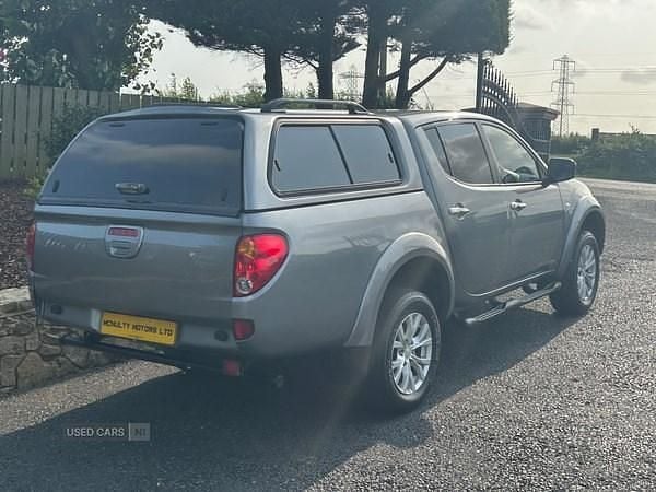 Used Mitsubishi L200 2015 Grey Pickup