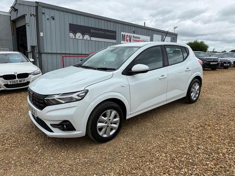 White Used 2022 Dacia Sandero Comfort Hatchback | £8,990 (Good price) - Image 1/4