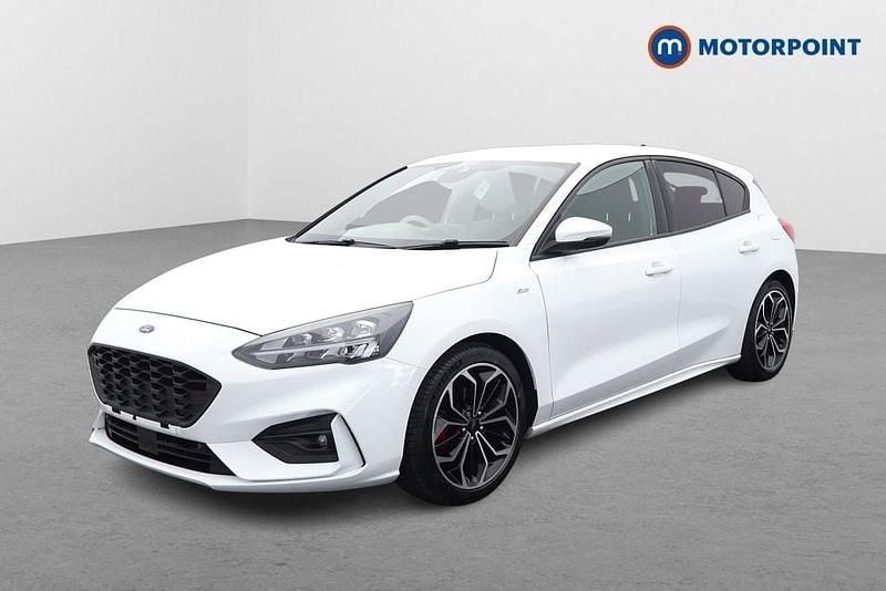 Used Ford Focus ST-Line X 125 HP (91 kW) 2021 White Hatchback