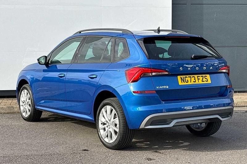 Used Skoda 110 R SE Drive 81 HP (59 kW) 2023 Race blue metallic Estate