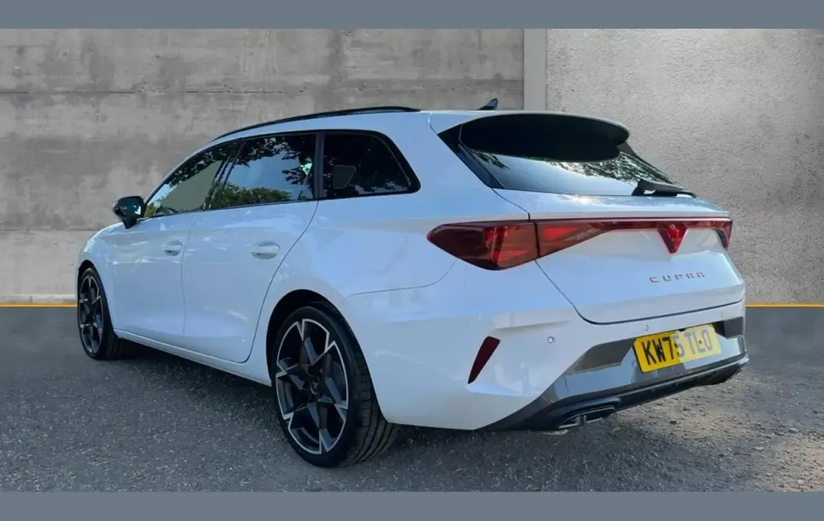New Cupra Leon 147 HP (108 kW) 2026 White Estate