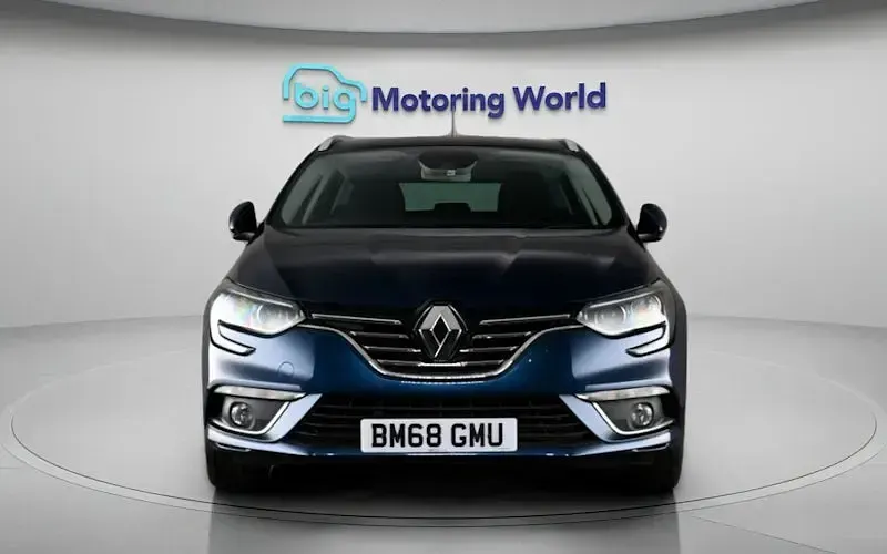 Used Renault Mégane GrandTour Iconic 140 HP (102 kW) 2019 Blue Estate